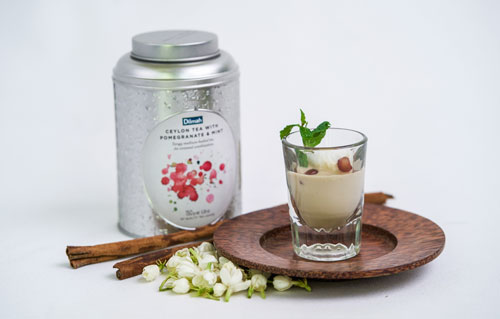 Domicile Kitchen & Lounge - Podeng Angin Pomegranate Domicile Kitchen & Lounge - Podeng Angin Pomegranate